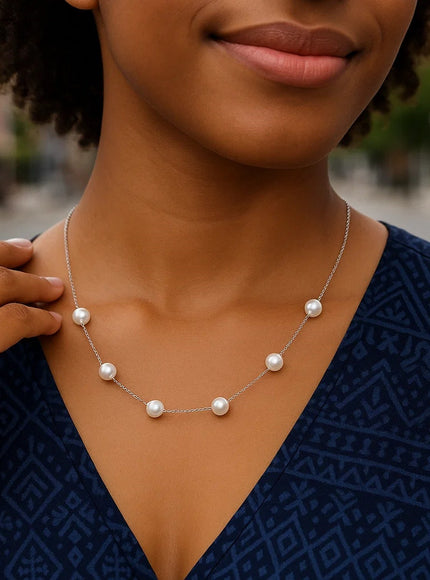 14k White Gold Necklace with White Pearls