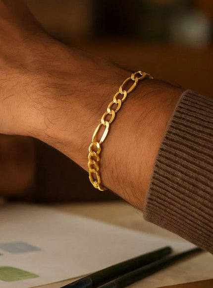 6.5mm 10k Yellow Gold Lite Figaro Bracelet