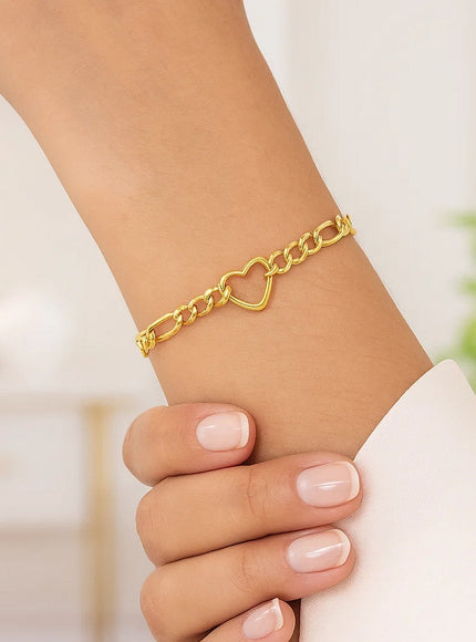 14k Yellow Gold 7 inch Figaro Chain Bracelet with Heart