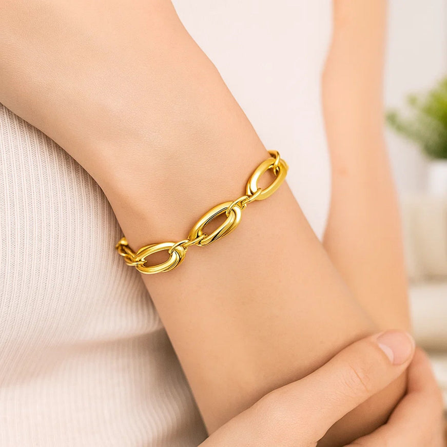 14k Yellow Gold Bracelet with Long Double Oval Links