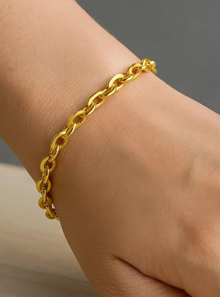 14k Yellow Gold Cable Chain Design Bracelet