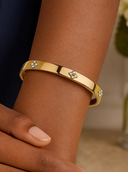 14k Yellow Gold Trilogy Diamond Bangle