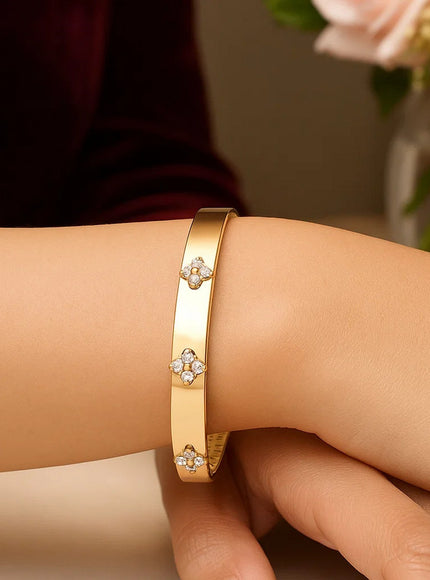 14k Yellow Gold Trilogy Diamond Bangle