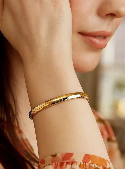 6.0 mm 14k Yellow Gold Classic Omega Bracelet