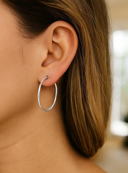 10k White Gold Polished Hoop Earrings (30 mm)