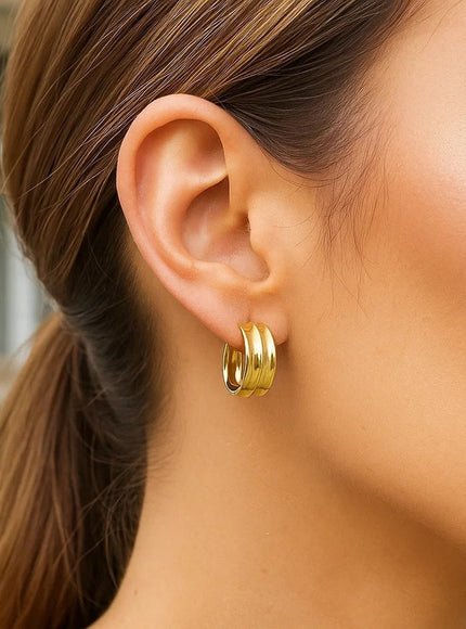 Medium Concave Hoop Earrings in 14K Yellow Gold