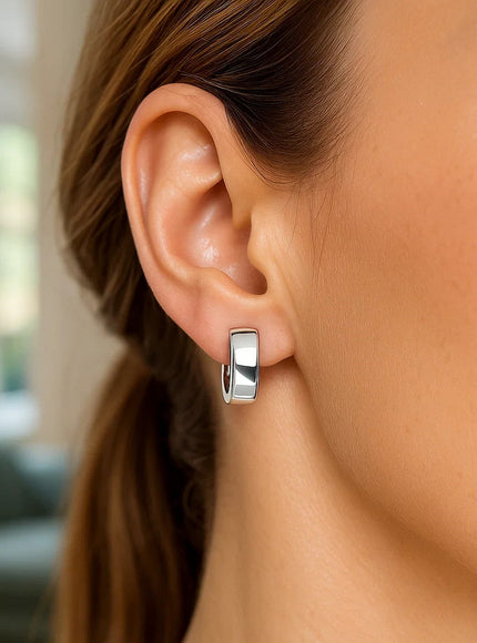 14k White Gold Snuggable Hoop Earrings