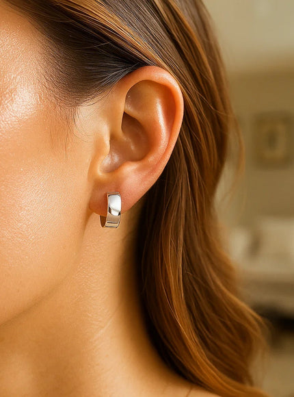 14k White Gold Snuggable Hoop Earrings