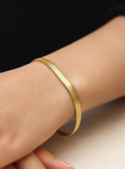 4.0mm 14k Yellow Gold Super Flex Herringbone Bracelet