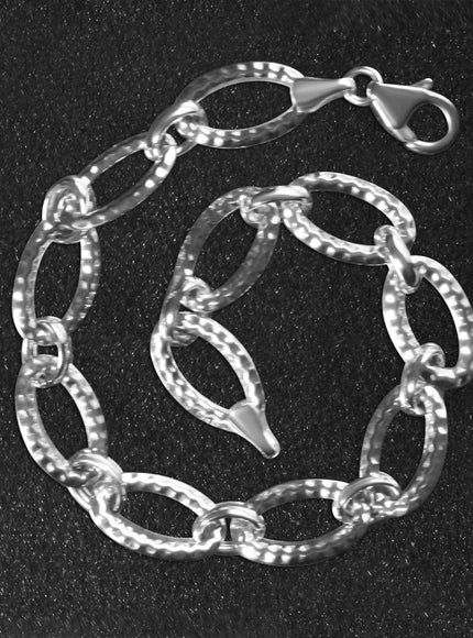 Textured Oval Link Bracelet in 14k White Gold