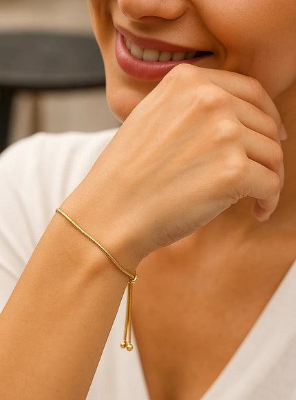 14k Yellow Gold Adjustable Lariat Style Heart Motif Bracelet