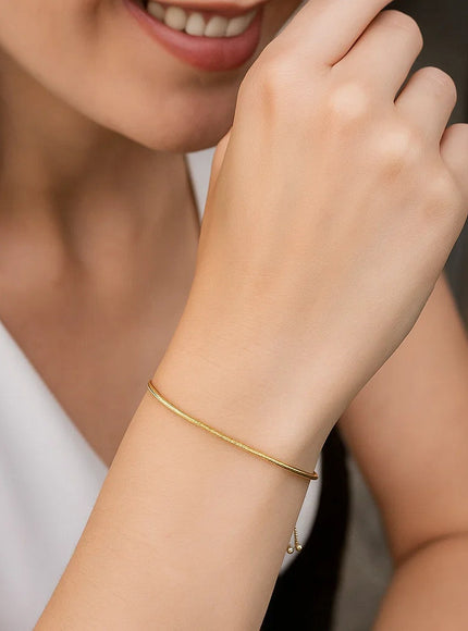 14k Yellow Gold Adjustable Lariat Style Heart Motif Bracelet