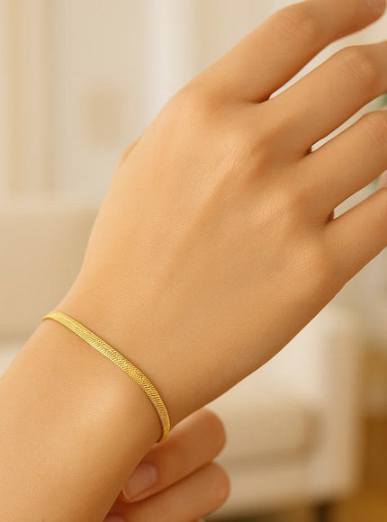 Imperial Herringbone Bracelet in 10k Yellow Gold (2.8 mm)