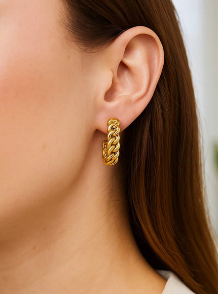 14K Yellow Gold Slender Curb Chain Hoop Earrings