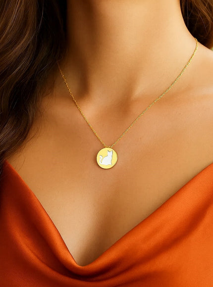 14k Yellow Gold Necklace with Cat Symbol in Mother of Pearl