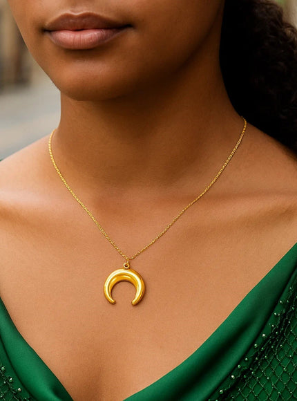 14k Yellow Gold 17 inch Necklace with Domed Moon Motif Pendant