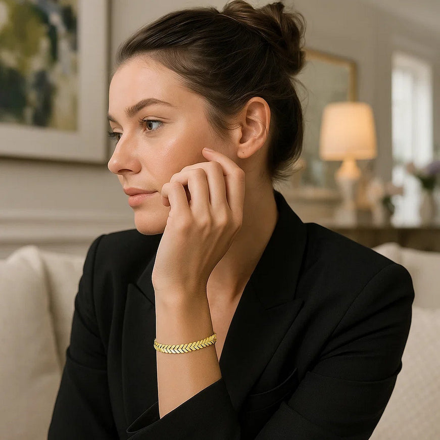 14k Yellow Gold High Polish Chevron Link Bracelet (6mm)