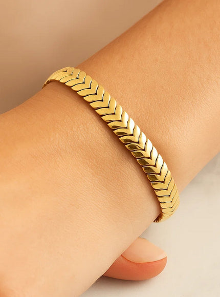14k Yellow Gold High Polish Chevron Link Bracelet (6mm)