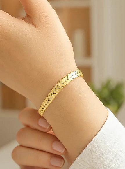14k Yellow Gold High Polish Chevron Link Bracelet (6mm)