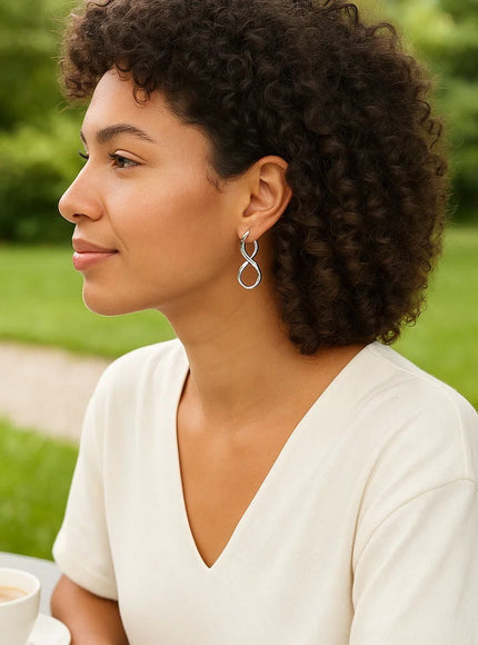 14k White Gold Twist Motif Polished Hoop Earrings