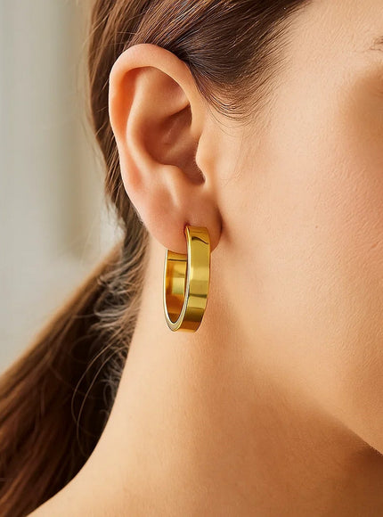 14k Yellow Gold Medium Square Tube Hoops Earrings