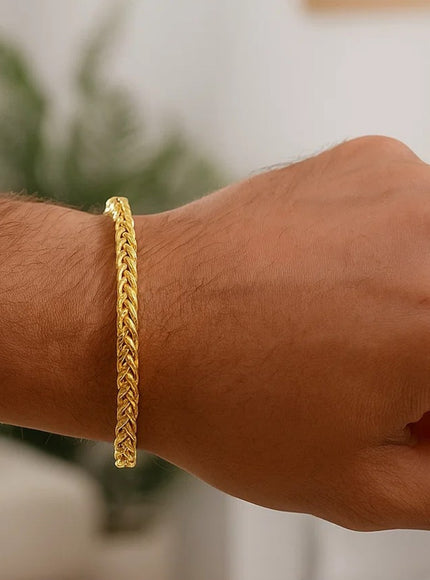 4.1mm 14k Yellow Gold Diamond Cut Round Franco Bracelet