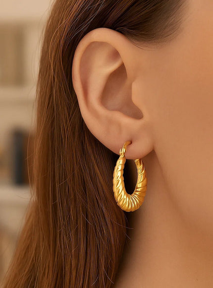 14K Yellow Gold Polished Twisted Cable Graduated Hoops