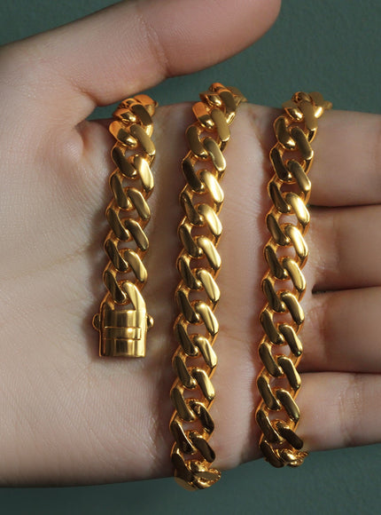 14k Yellow Gold 22 inch Polished Curb Chain Necklace