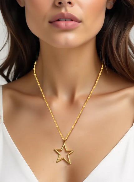 14k Yellow Gold Necklace with Star Pendant