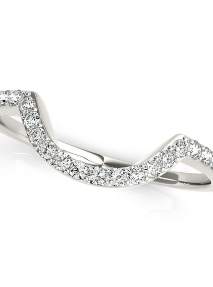 14k White Gold Curved Diamond Wedding Band (1/3 cttw)