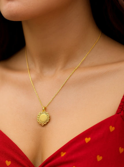 Baroque Round Pendant and Necklace in 14K Yellow Gold