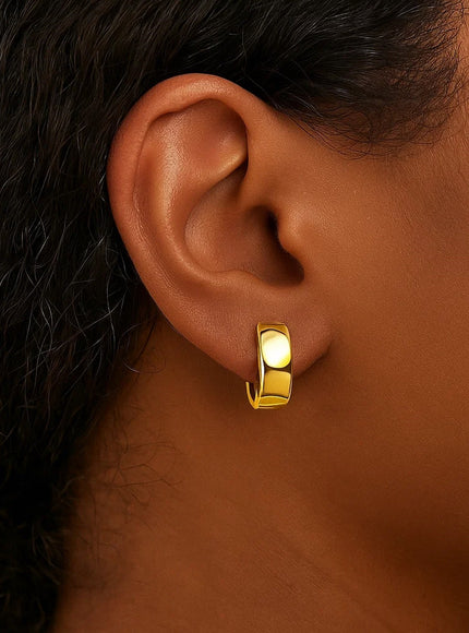10k Yellow Gold Snuggable Hoop Earrings