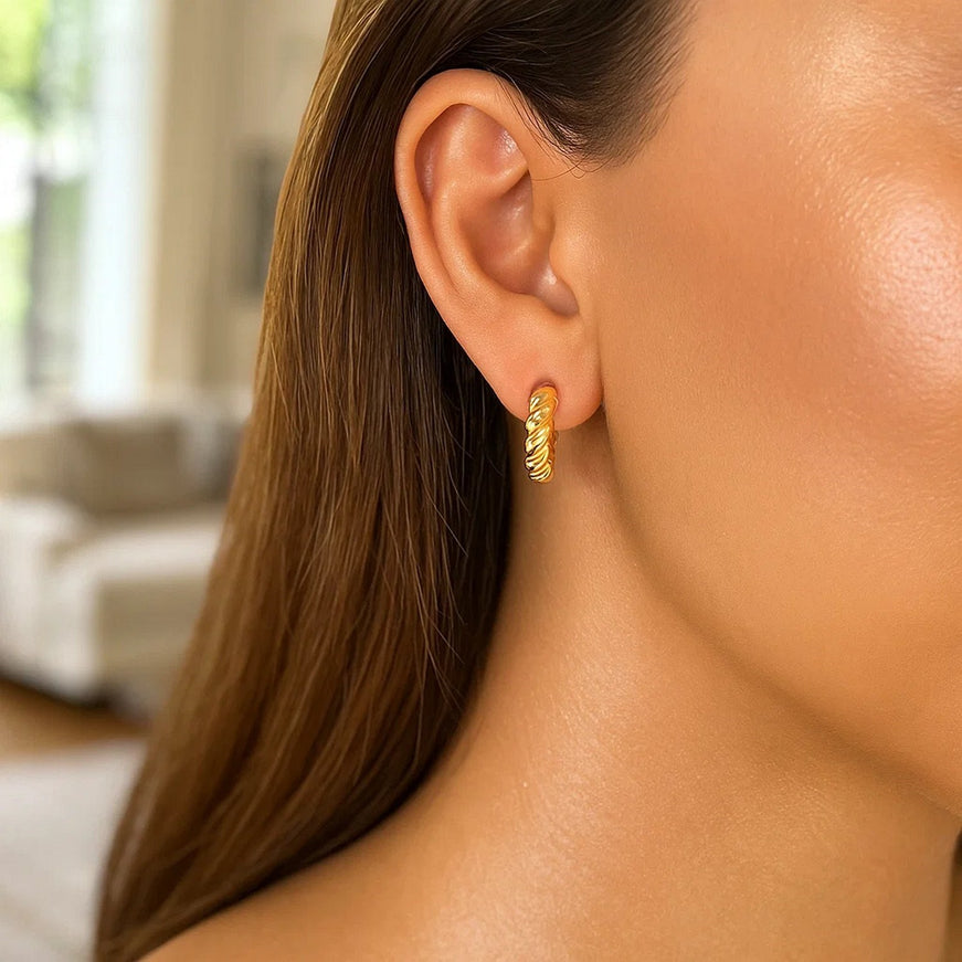 14k Yellow Gold Polished Twisted Hoop Earrings