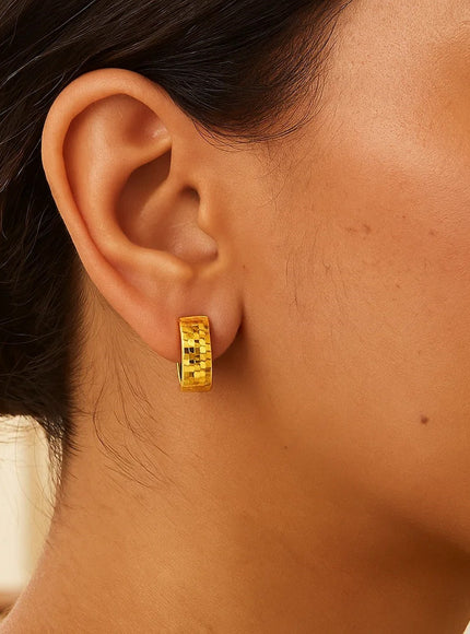 14k Yellow Gold Textured and Polished Hoop Earrings