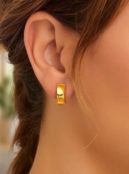 14k Yellow Gold Textured and Polished Hoop Earrings