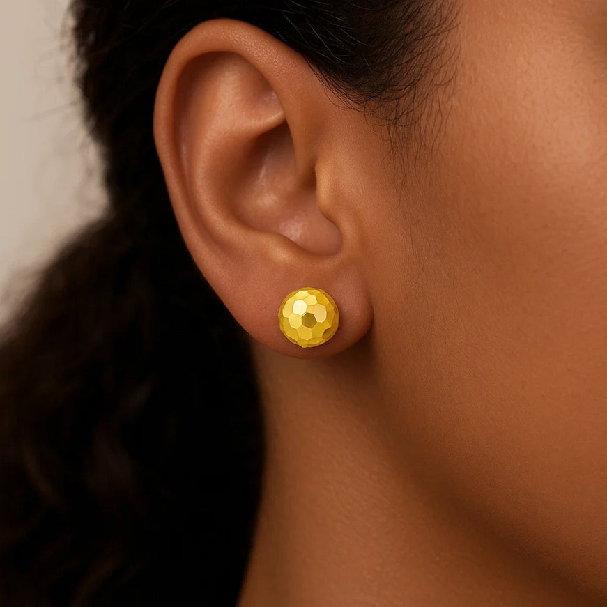 14k Yellow Gold Round Faceted Style Stud Earrings
