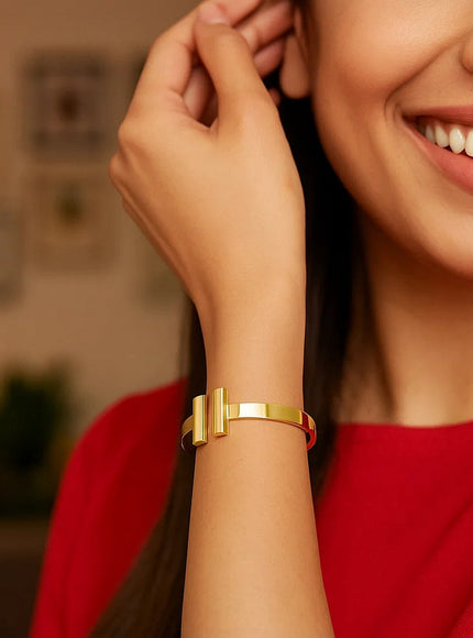 14k Yellow Gold High Polish Bar Cuff Bangle (6mm)