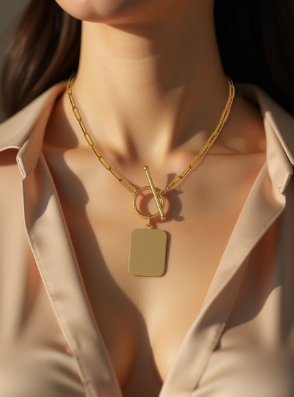 14k Yellow Gold Paperclip Chain Necklace with Rounded Rectangle Pendant