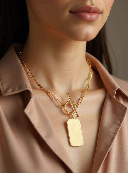 14k Yellow Gold Paperclip Chain Necklace with Rounded Rectangle Pendant