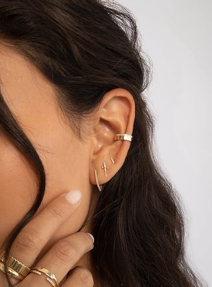 Zoe Lev Diamond Curve Huggie Earrings