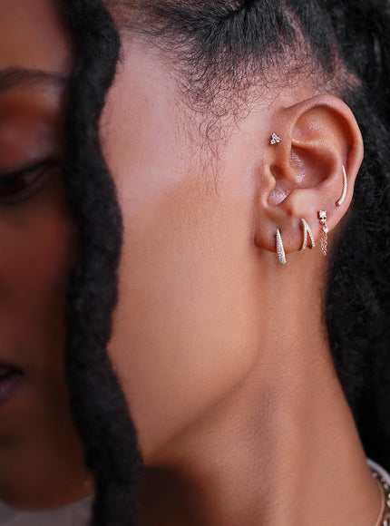 Zoe Lev Diamond Pave Dome Claw Huggie Earrings