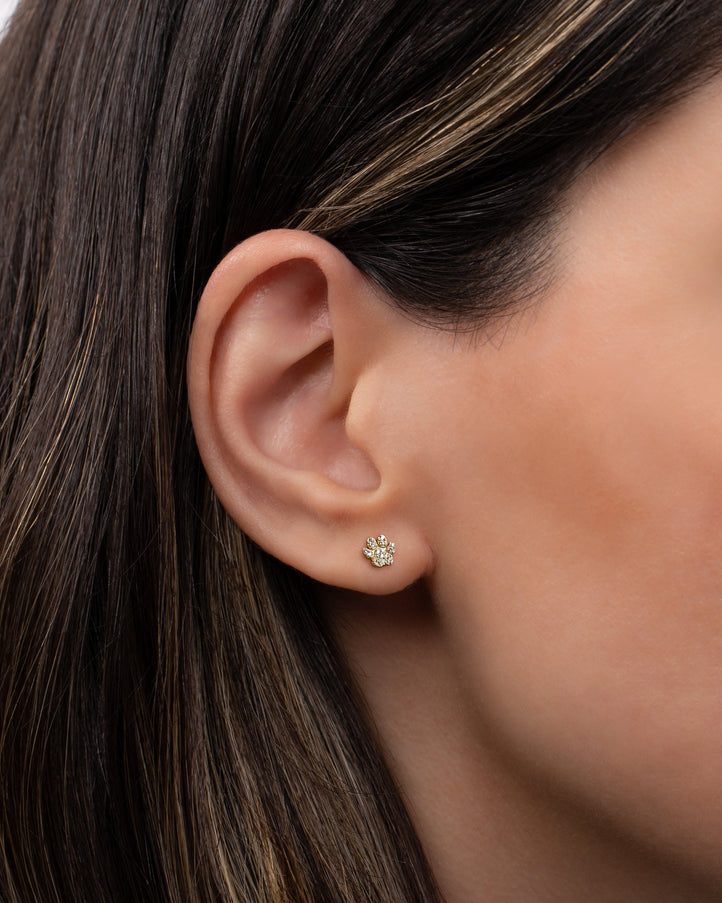 Zoe Lev Diamond Paw Stud Earring