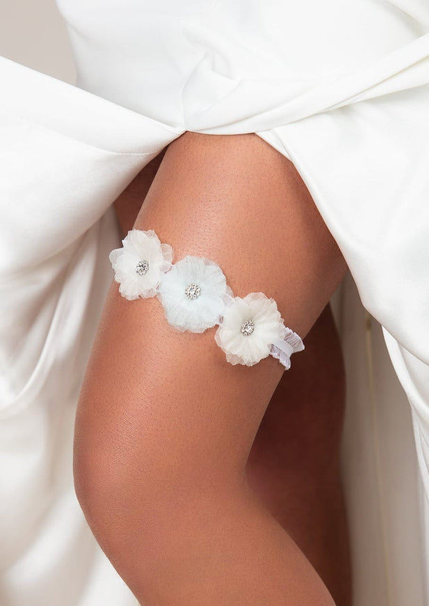 Ariel Taub Donna "Something Blue" Floral Garter