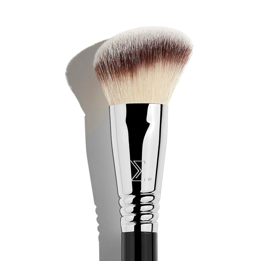 F43 Soft Angled Cheek Brush - Sigma Beauty