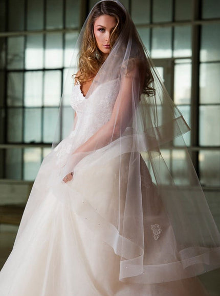 Fantasy Two-Tier Waltz Wide Horsehair Veil