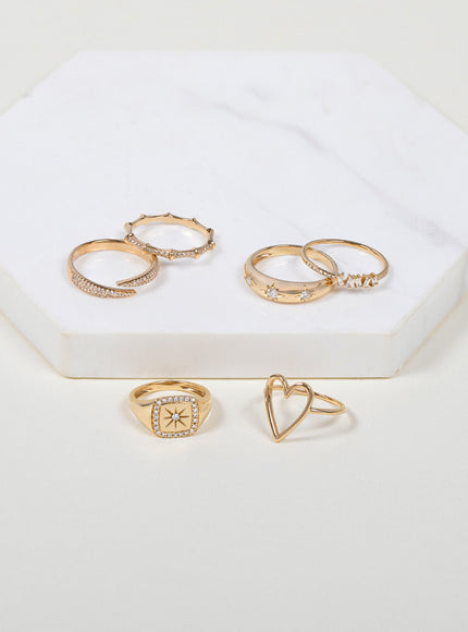 Zoe Lev Pave Diamond Spike Claw Ring