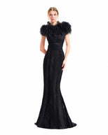 US 2 / Black