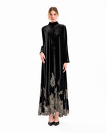 US 2 / Black