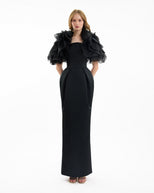 US 2 / Black