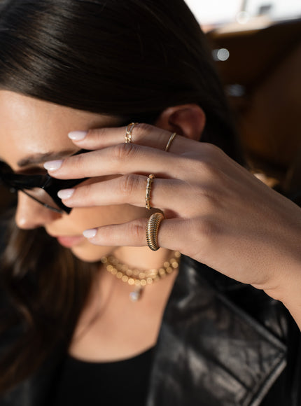 Zoe Lev 14K Gold Ribbed Dome Ring